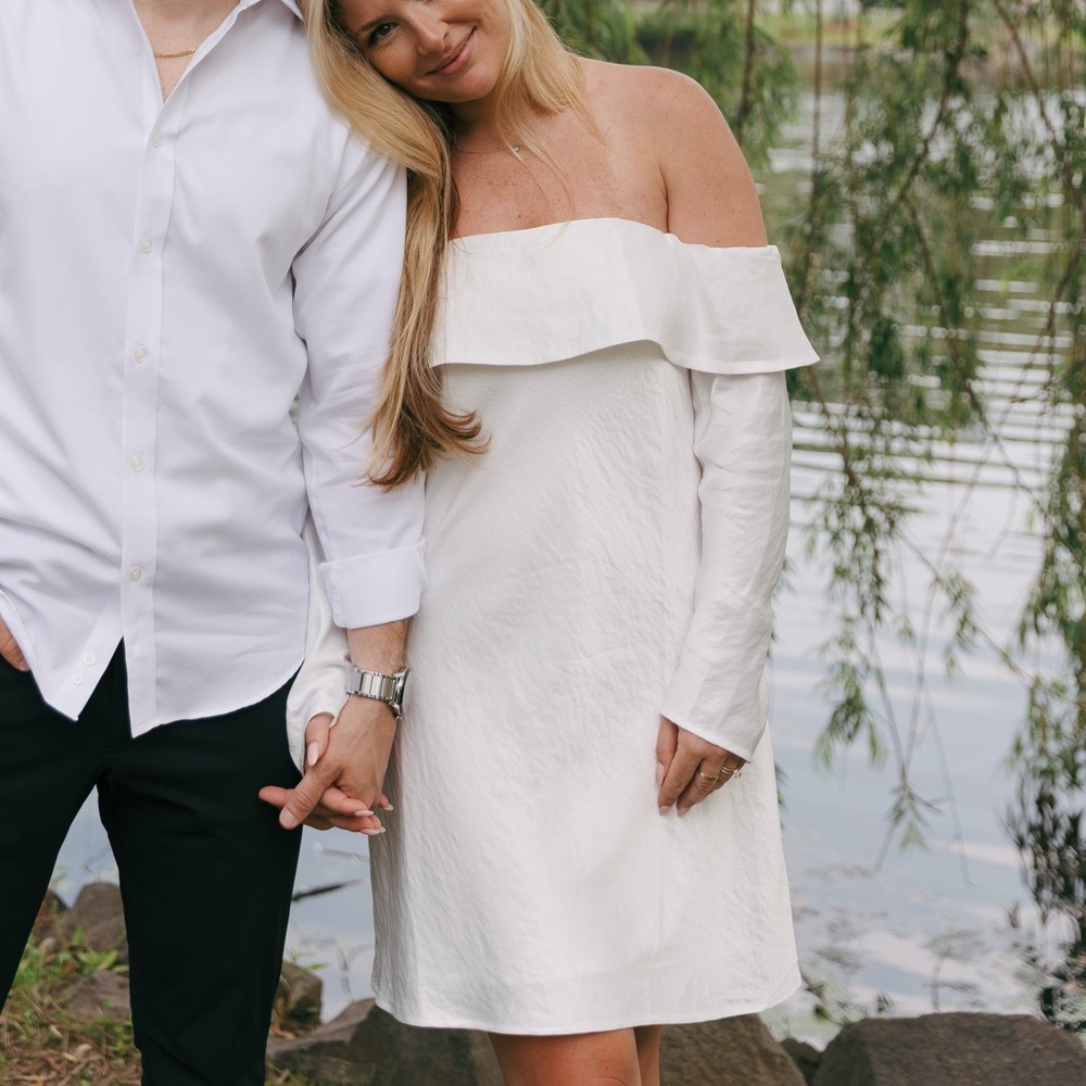 Abercrombie & Fitch Off-Shoulder Long Sleeve White Dress